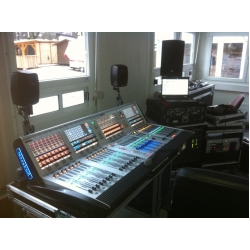 Soundcraft Vi400